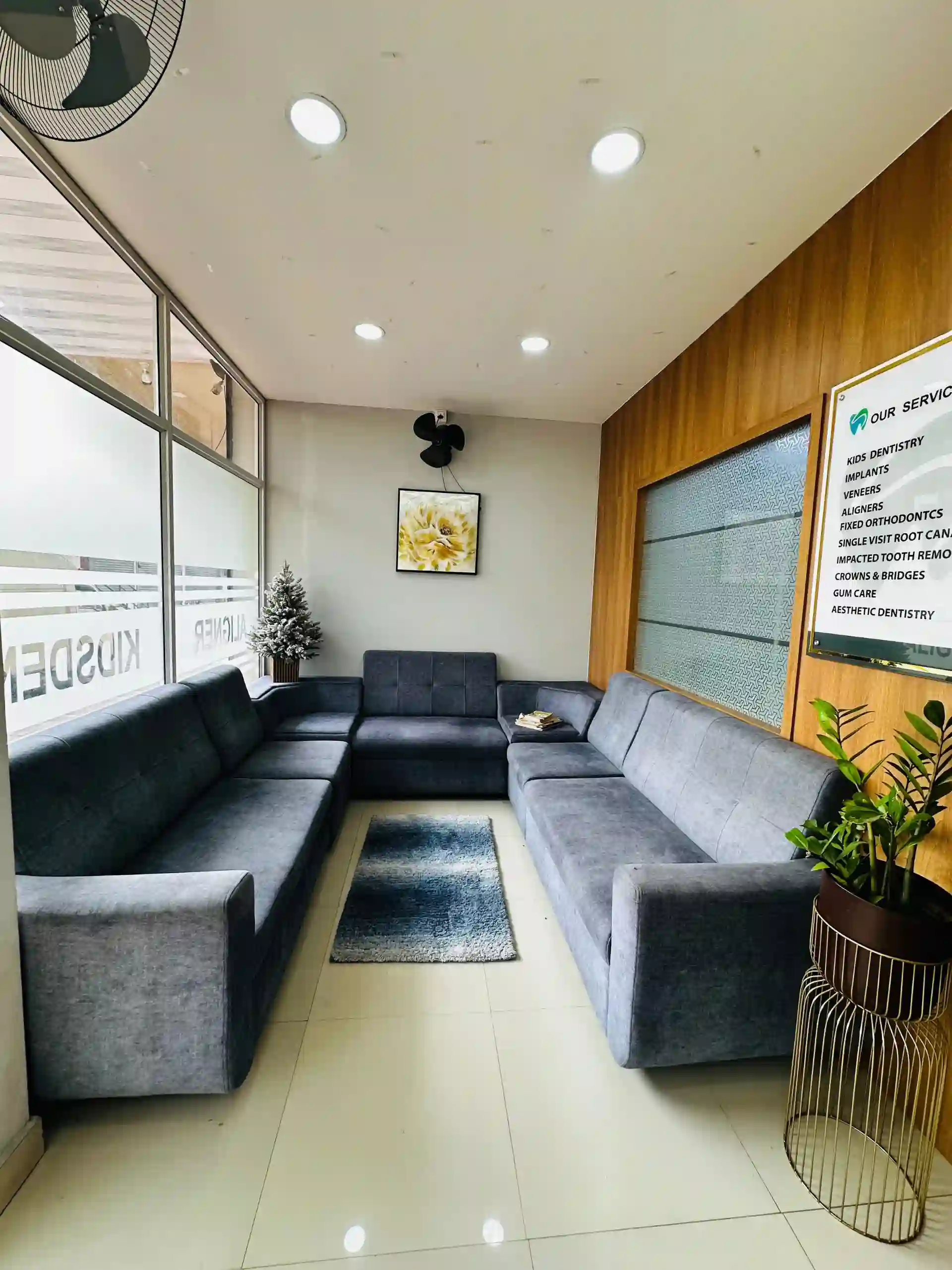 Dr. Henry's Dental Clinic - South Vazhakulam, Ernamkulam